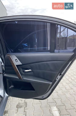Седан BMW 5 Series 2004 в 