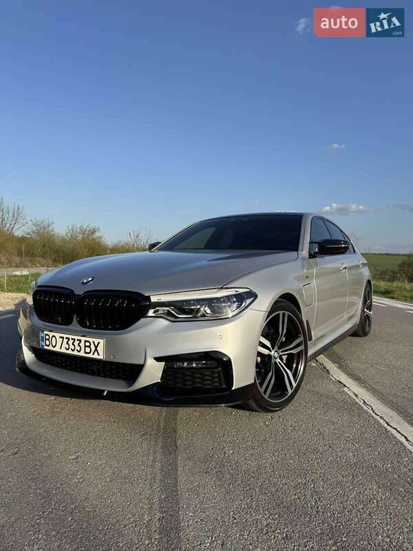 Седан BMW 5 Series 2017 в Львові