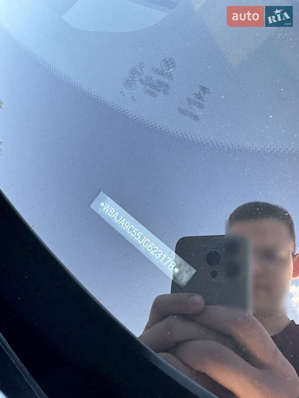 Седан BMW 5 Series 2017 в Львові