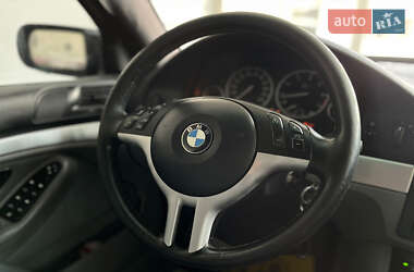 Седан BMW 5 Series 2002 в 