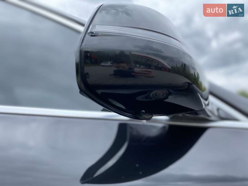 Седан BMW 5 Series 2013 в Тернополі