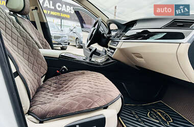 Седан BMW 5 Series 2013 в 
