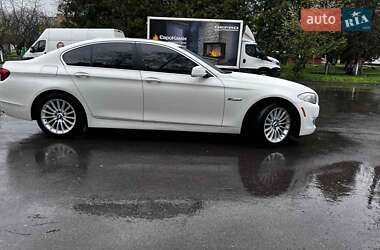Седан BMW 5 Series 2012 в 