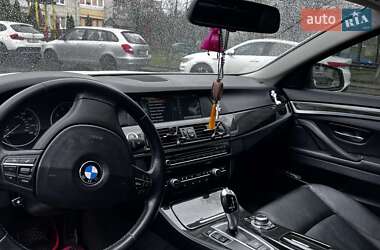 Седан BMW 5 Series 2012 в 
