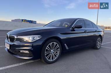 Седан BMW 5 Series 2018 в Львове