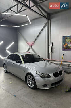 Седан BMW 5 Series 2004 в 