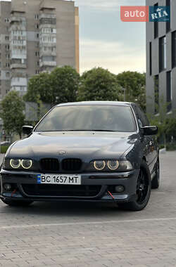 Седан BMW 5 Series 2000 в Ровно