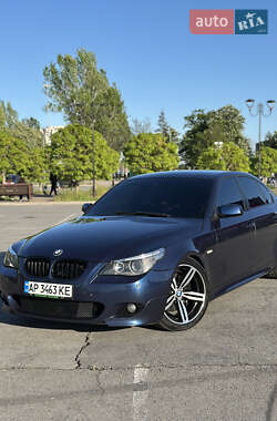 Седан BMW 5 Series 2004 в Запоріжжі