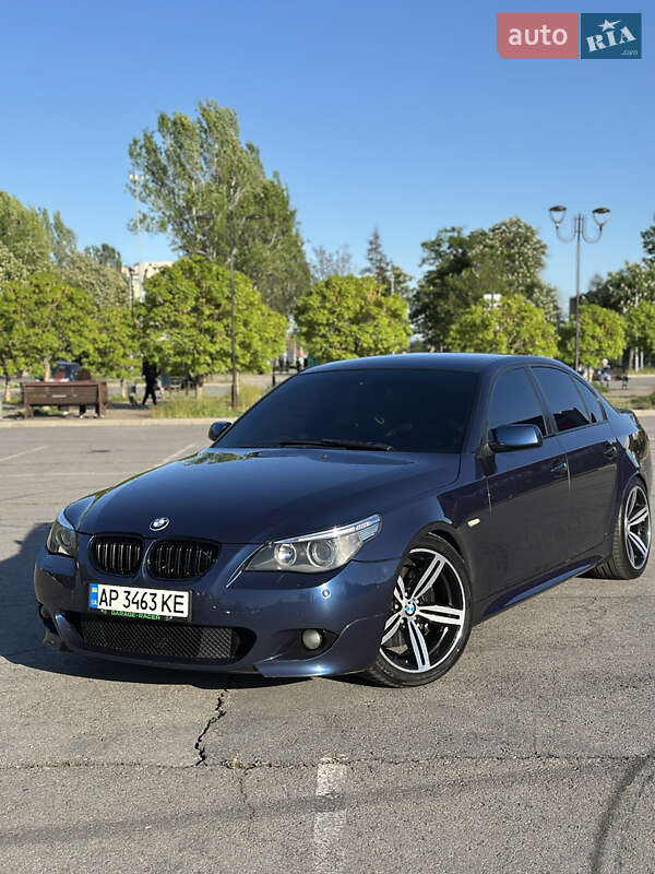 Седан BMW 5 Series 2004 в 