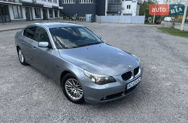 Седан BMW 5 Series 2004 в Львове