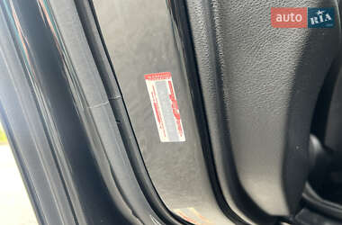 Седан BMW 5 Series 2013 в 