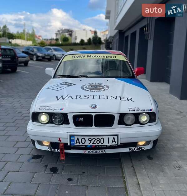 Седан BMW 5 Series 1992 в 