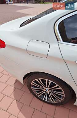 Седан BMW 5 Series 2020 в 