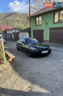 Седан BMW 5 Series 2004 в 