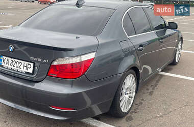 Седан BMW 5 Series 2008 в 