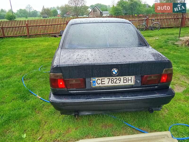 Седан BMW 5 Series 1994 в Вижниці