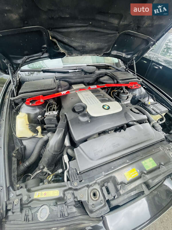 Седан BMW 5 Series 2003 в Києві