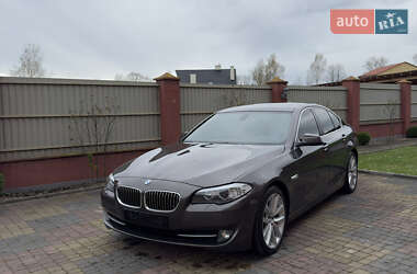 Седан BMW 5 Series 2011 в 