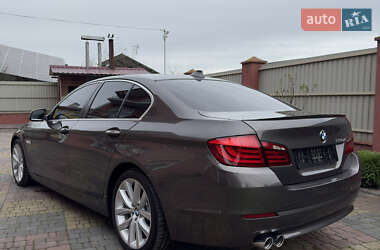 Седан BMW 5 Series 2011 в 