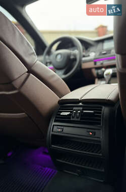 Седан BMW 5 Series 2011 в 