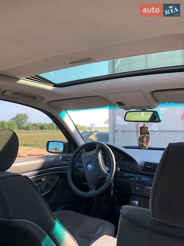 Седан BMW 5 Series 1998 в Подільську