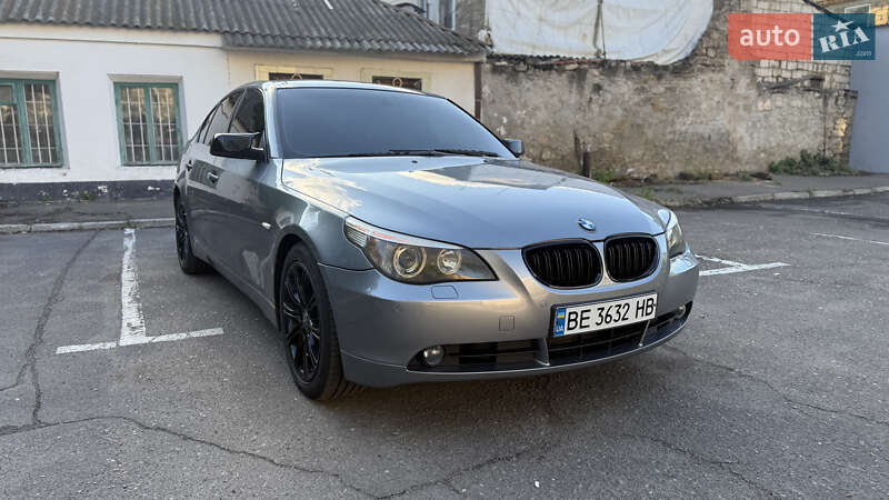 Седан BMW 5 Series 2003 в 