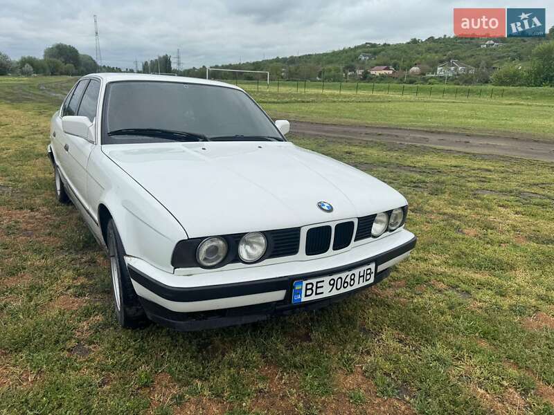 Седан BMW 5 Series 1990 в Вознесенске фото 12 Седан BMW 5 Series 1990 в Вознесенске