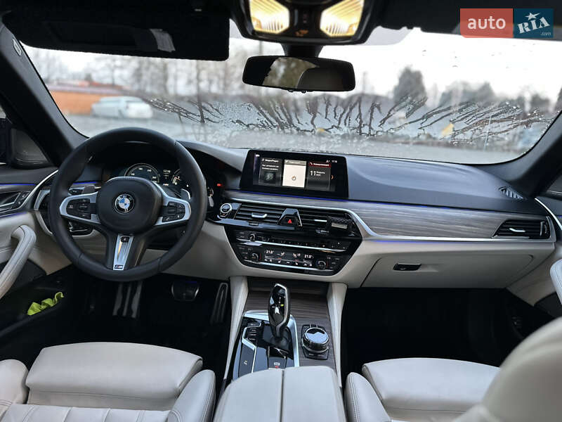 Седан BMW 5 Series 2017 в Тернополе