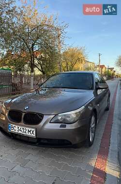 Седан BMW 5 Series 2005 в Львові