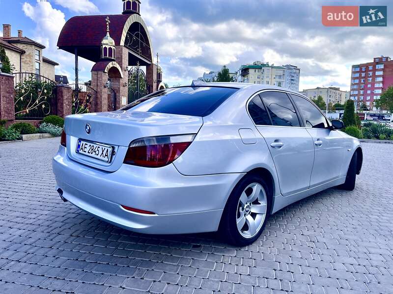 Седан BMW 5 Series 2004 в Чорноморську