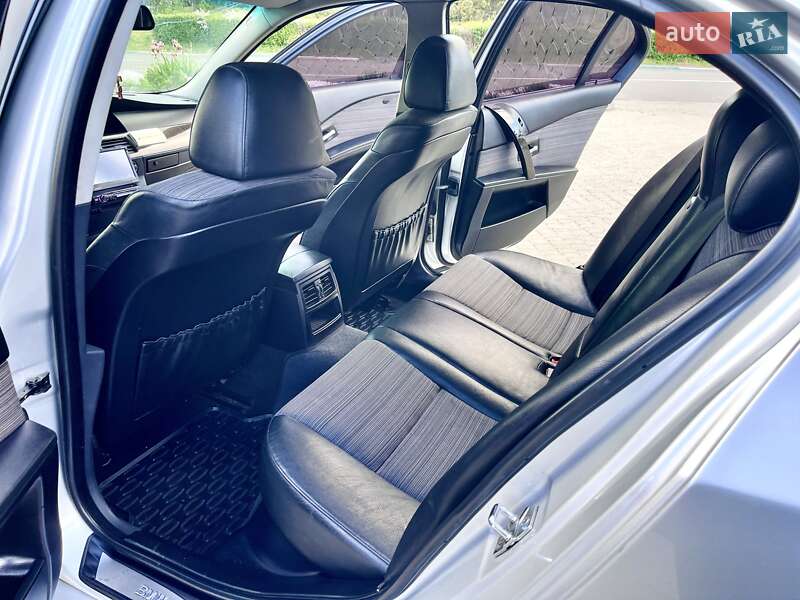 Седан BMW 5 Series 2004 в Чорноморську