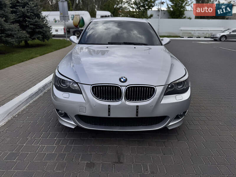 BMW 5 Series 2004