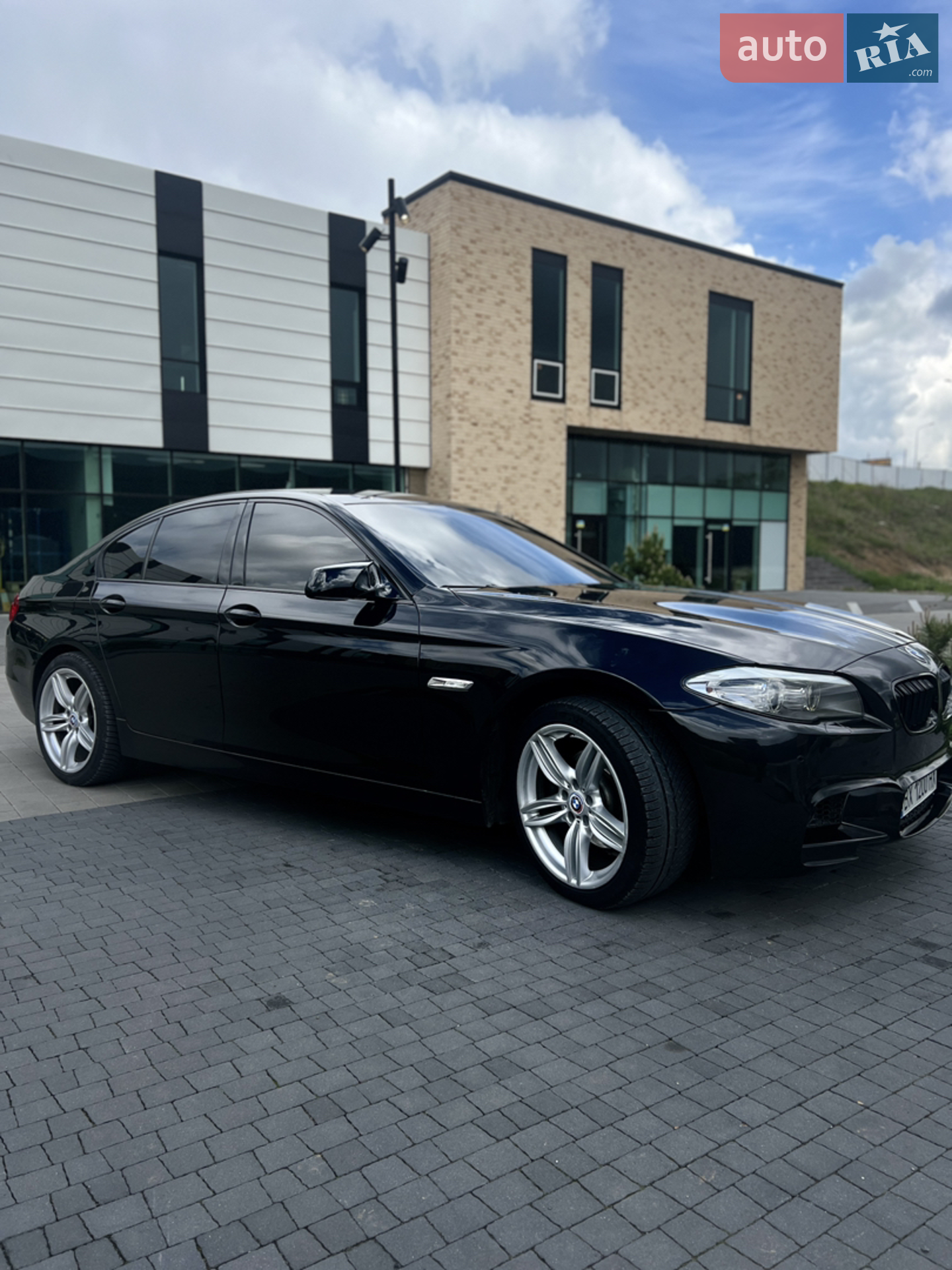 2010 BMW 5er - мініатюра 4