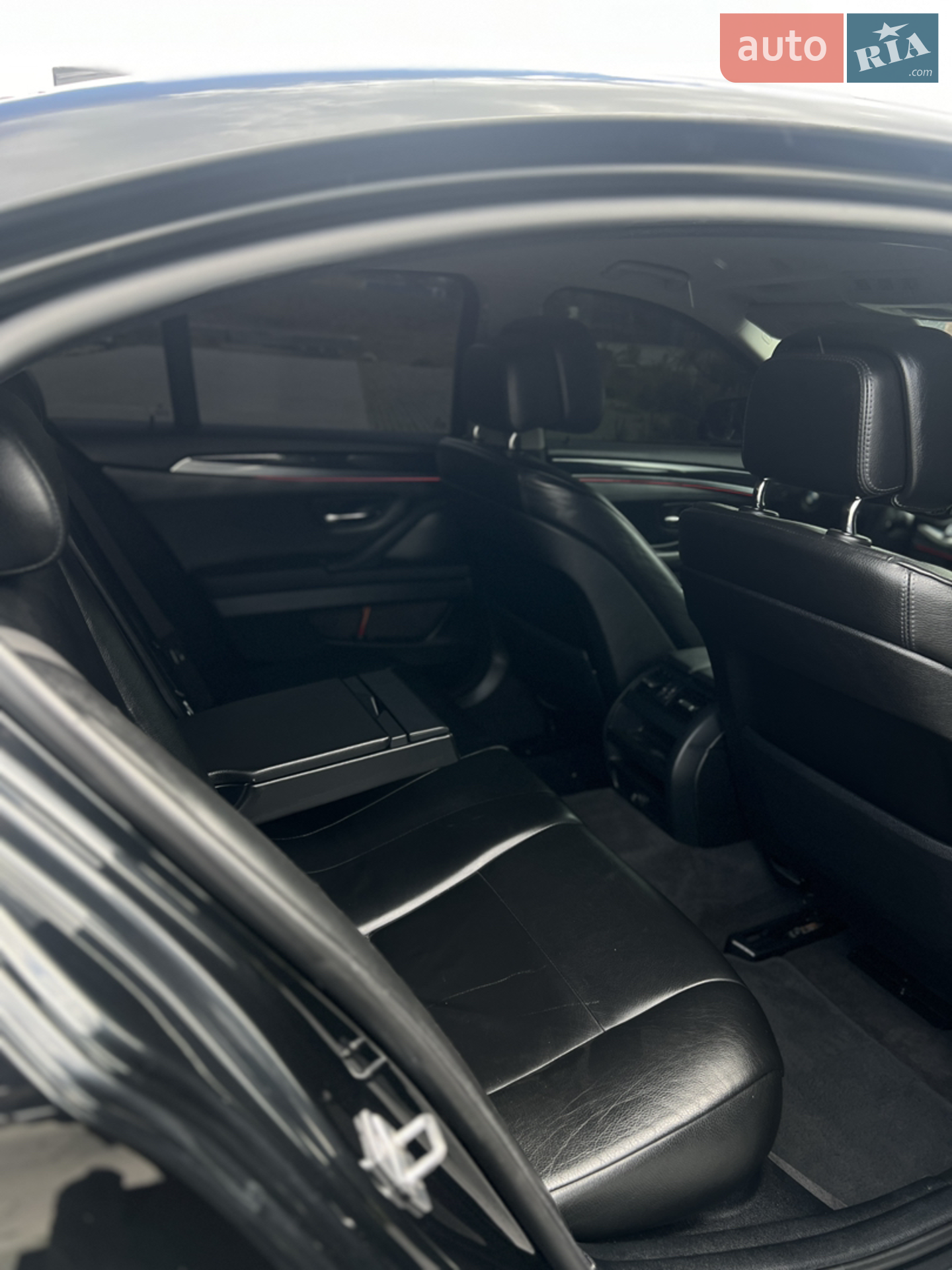2010 BMW 5er - мініатюра 13