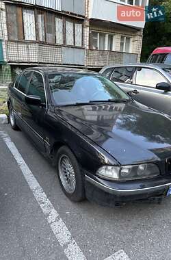 Седан BMW 5 Series 1999 в 