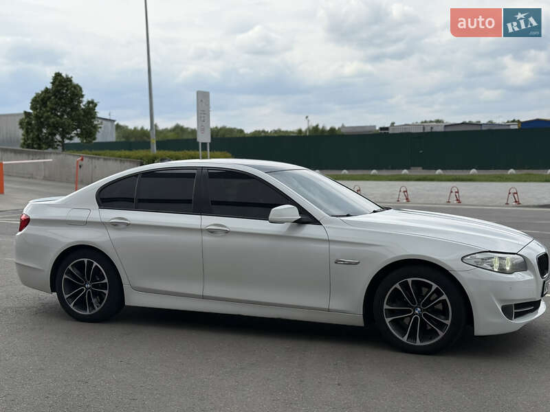 Седан BMW 5 Series 2012 в Киеве