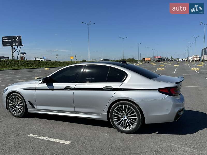 Седан BMW 5 Series 2017 в Львові