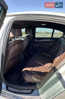 Седан BMW 5 Series 2017 в 