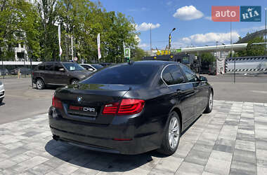 Седан BMW 5 Series 2011 в 