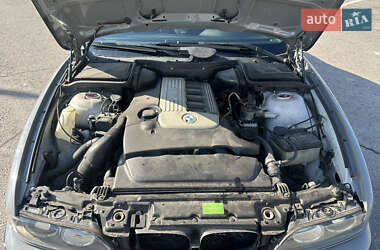 Седан BMW 5 Series 2001 в 