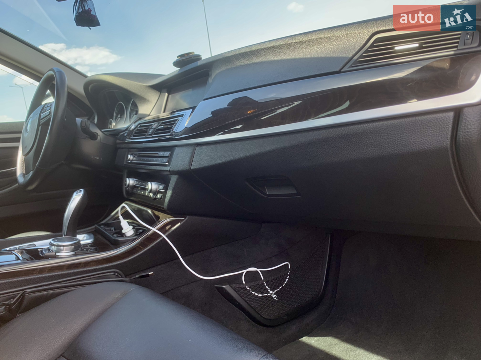 BMW 5 Series 2013 VIN WBAFU7C57DDU77891 фото оголошення 5 з 54