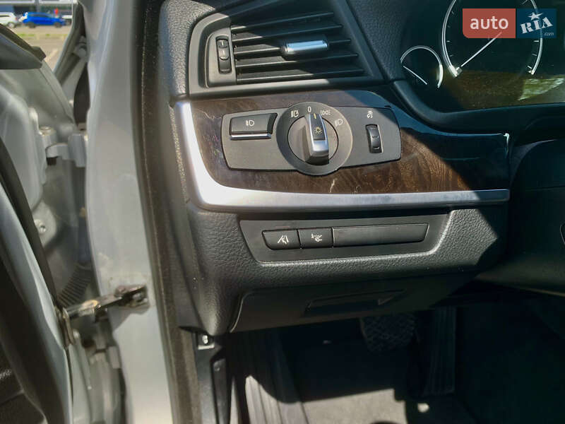 Седан BMW 5 Series 2013 в Днепре