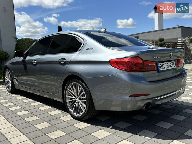 Седан BMW 5 Series 2017 в Стрые фото 26 Седан BMW 5 Series 2017 в Стрые