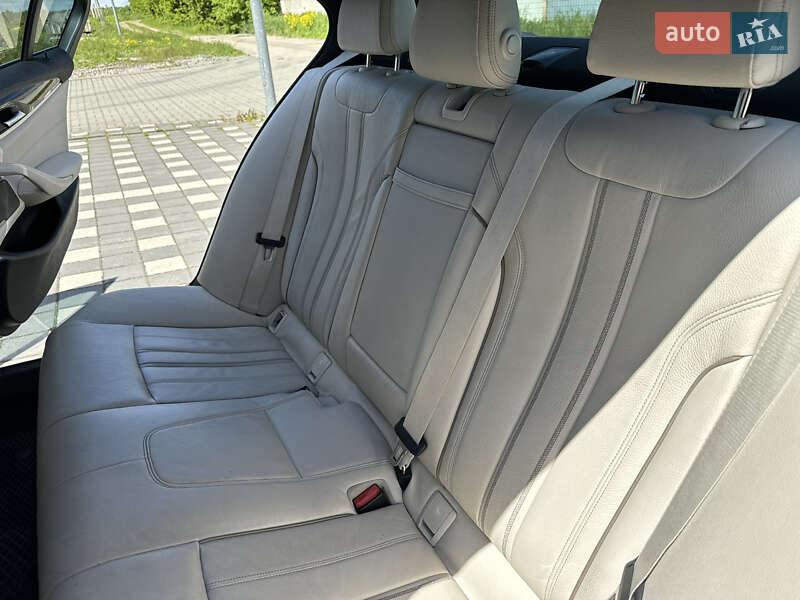 Седан BMW 5 Series 2017 в Стрые фото 38 Седан BMW 5 Series 2017 в Стрые