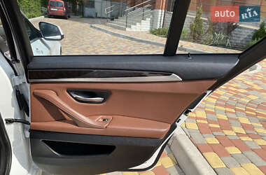 Седан BMW 5 Series 2012 в 