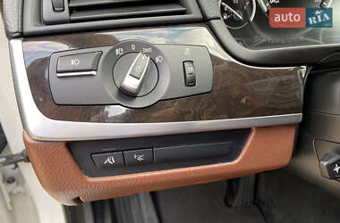 Седан BMW 5 Series 2012 в 