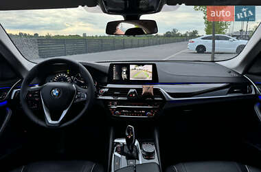 Седан BMW 5 Series 2017 в 