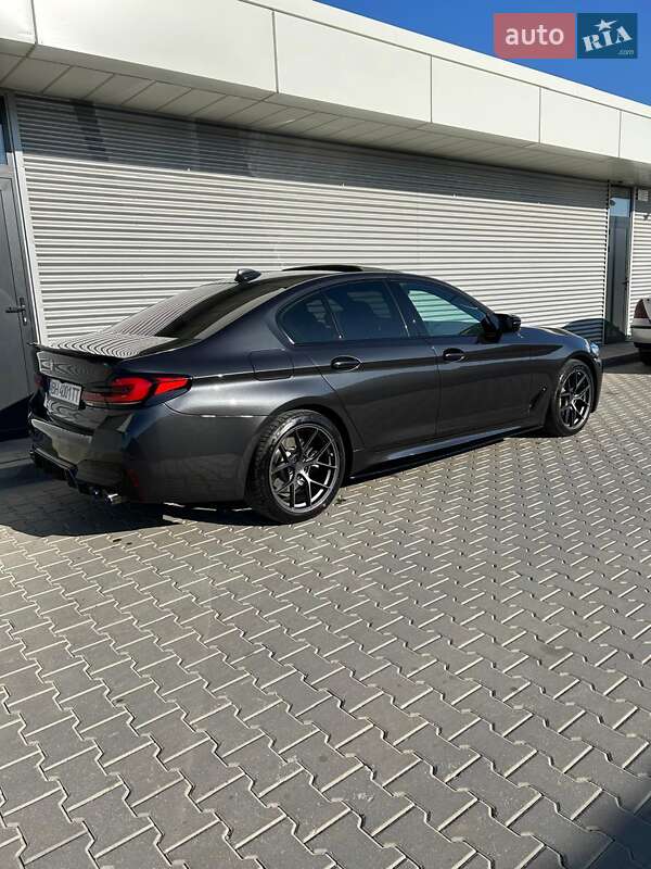 Седан BMW 5 Series 2017 в Одесі фото 9 Седан BMW 5 Series 2017 в Одесі