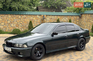Седан BMW 5 Series 2000 в 