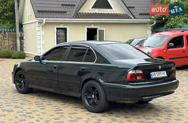 Седан BMW 5 Series 2000 в 